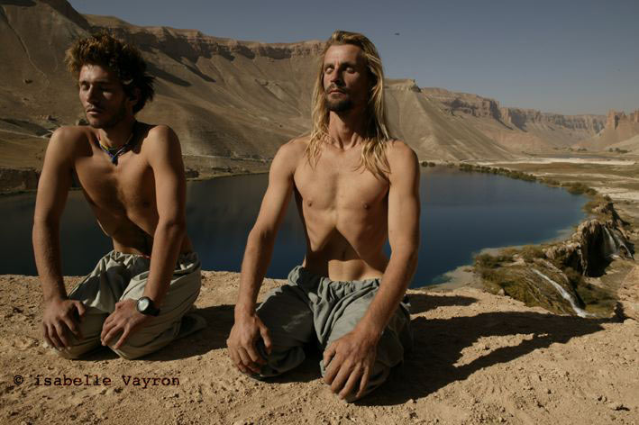 Guillaume et Loïc aux lacs de Band-e Amir Afghanistan 2003 crédit photo: Isabelle Véron